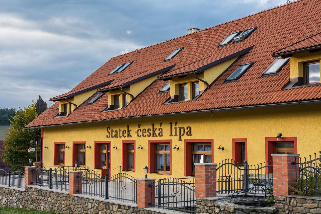 Statek česká lípa Myslovice Hotel Klatovy Exterior foto