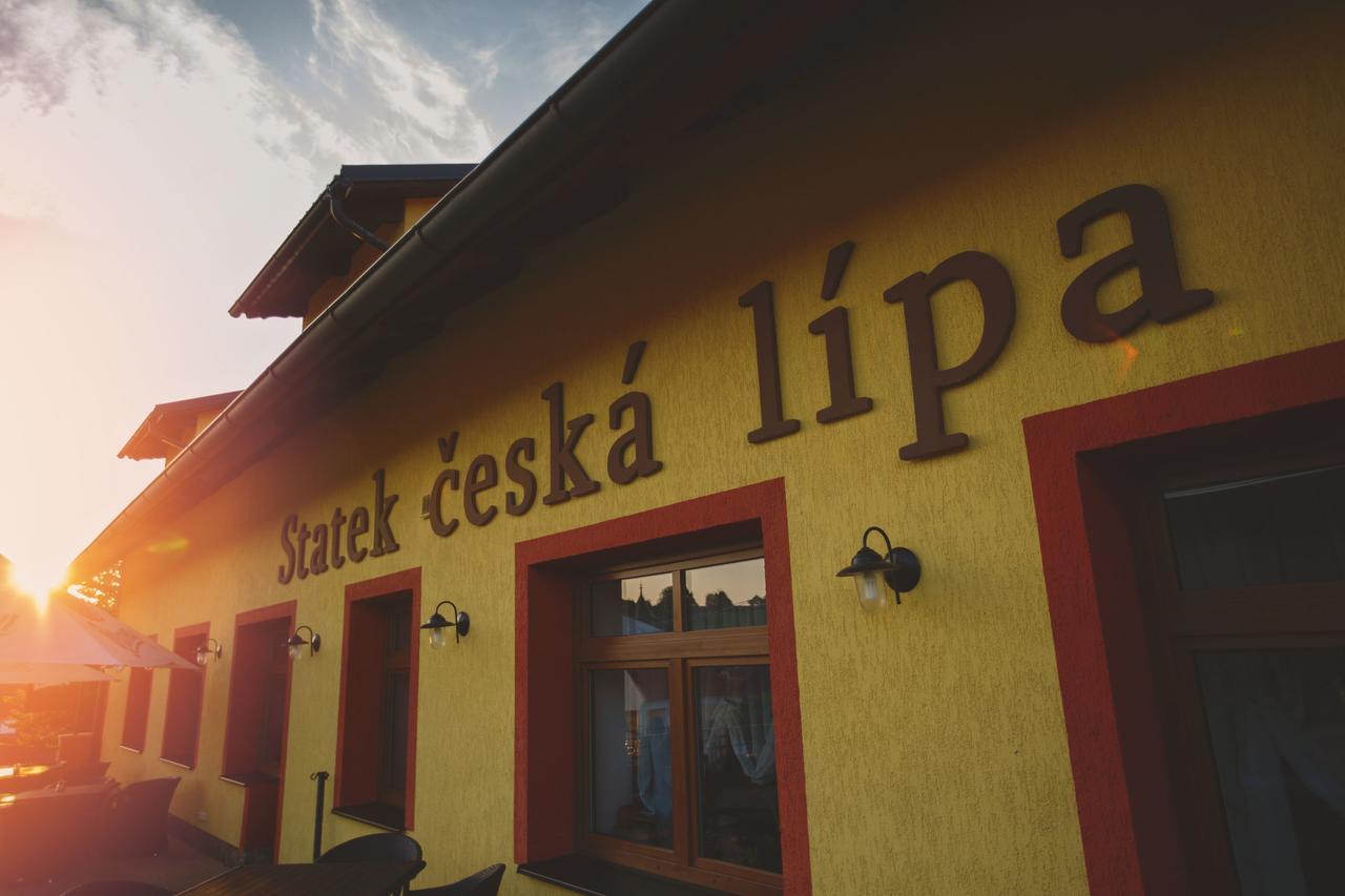 Statek česká lípa Myslovice Hotel Klatovy Exterior foto